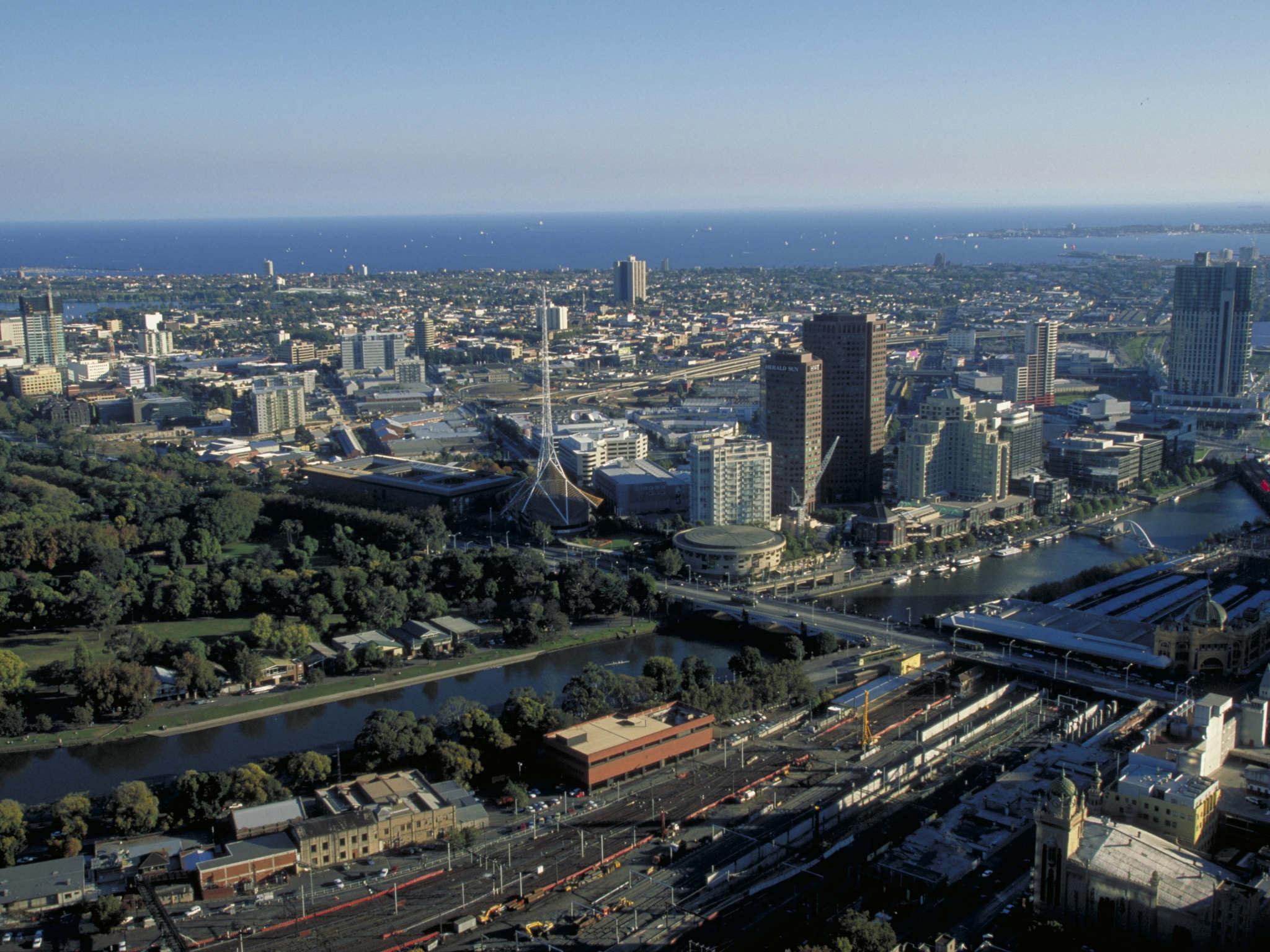 Отель Mercure Sydney Macquarie Park Экстерьер фото