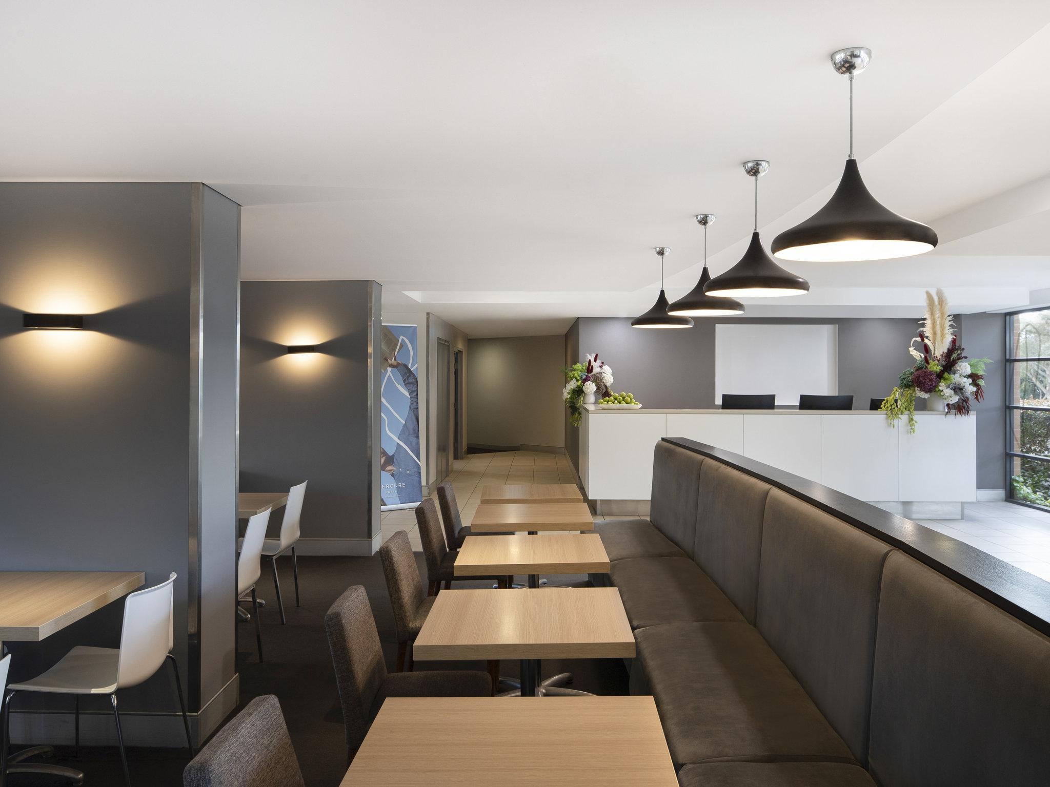 Mercure Sydney Macquarie Park Экстерьер фото