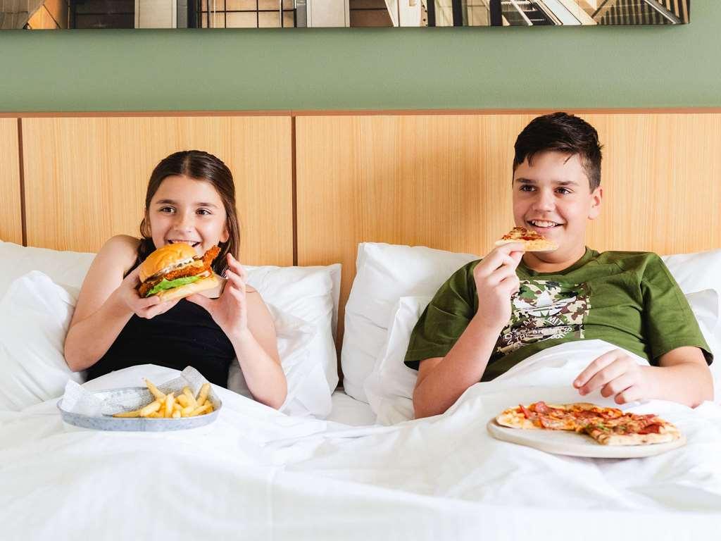 Mercure Sydney Macquarie Park Удобства фото